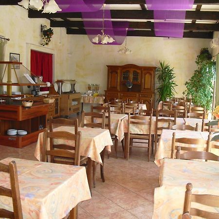 Hotel Les Mimosas Bormes-les-Mimosas Bagian luar foto