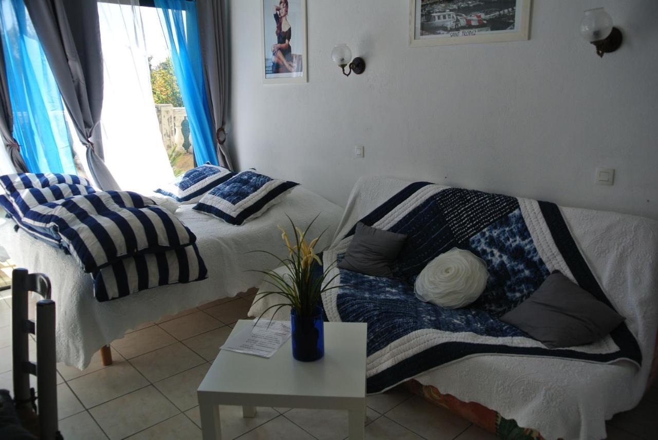 Hotel Les Mimosas Bormes-les-Mimosas Bagian luar foto