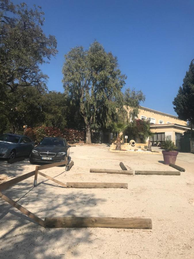 Hotel Les Mimosas Bormes-les-Mimosas Bagian luar foto